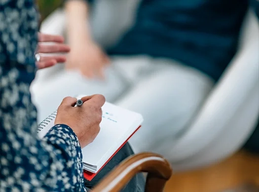 Esquizofrenia e outras psicoses